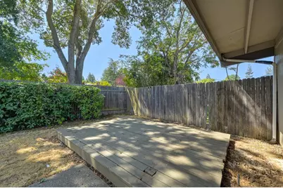 8804 On Court, Elk Grove, CA 95624 - Photo 43