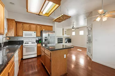 4937 Cherryville Lane, Sacramento, CA 95842 - Photo 15