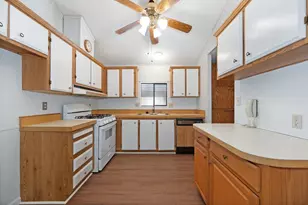 Almond Dr, Lodi, CA 95240 - Photo 19