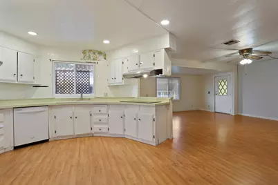 Pina Street, Sacramento, CA 95828 - Photo 15