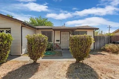 256 Olmstead Drive, Sacramento, CA 95838 - Photo 5
