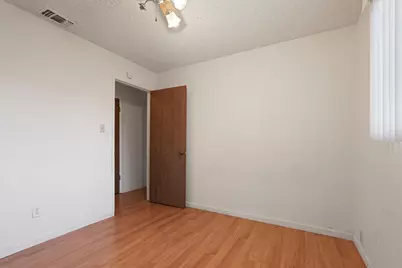 256 Olmstead Drive, Sacramento, CA 95838 - Photo 9