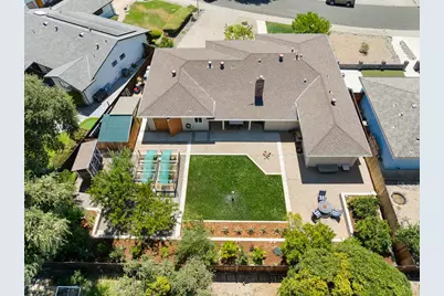 6844 Westmoreland Way, Sacramento, CA 95831 - Photo 1