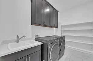 4993 Gold Rush Dr, Folsom, CA 95630 - Photo 29