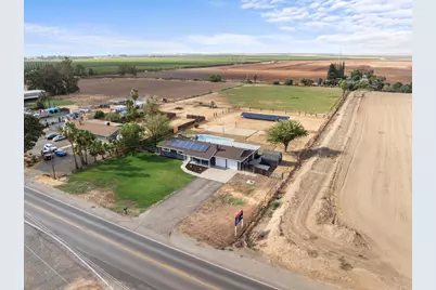 420 E Bellevue Road, Merced, CA 95348 - Photo 1