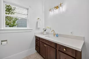 2130 26th St, Sacramento, CA 95818 - Photo 29