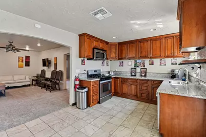 5924 Meghan Way, Sacramento, CA 95842 - Photo 15