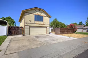 1253 Crescendo Dr, Roseville, CA 95678 - Photo 3