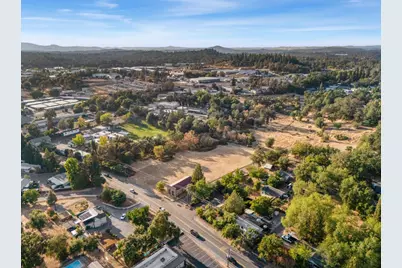 425 Pleasant Valley Road, Diamond Springs, CA 95619 - Photo 15