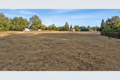 425 Pleasant Valley Road, Diamond Springs, CA 95619 - Photo 3