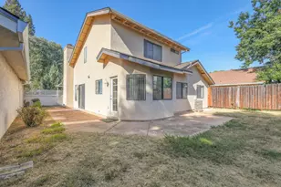 462 De Mar Dr, Sacramento, CA 95831 - Photo 7