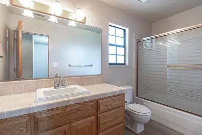 2197 Candy Cane Walk, Manteca, CA 95336 - Photo 19
