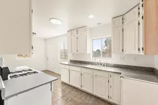 8950 Caselman Rd, Sacramento, CA 95829 - Photo 29