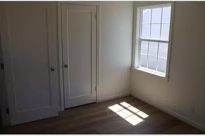 5380 49th Street, Sacramento, CA 95820 - Photo 15