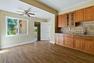 312 W Main St, Turlock, CA 95380 - Photo 23