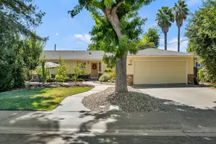 405 W Casa Linda Dr, Woodland, CA 95695 - Photo 1