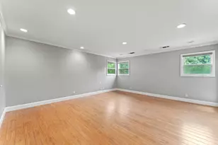 6730 Lakeview Dr, Carmichael, CA 95608 - Photo 19