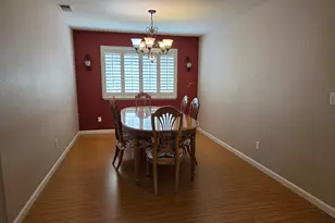 8216 Exbourne Cir, Sacramento, CA 95828 - Photo 15