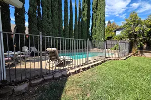 8216 Exbourne Cir, Sacramento, CA 95828 - Photo 43