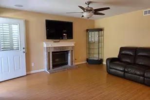 8216 Exbourne Cir, Sacramento, CA 95828 - Photo 15