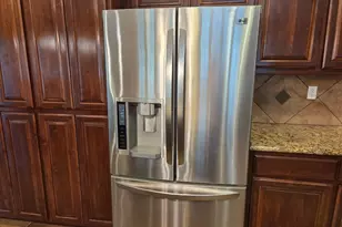 8216 Exbourne Cir, Sacramento, CA 95828 - Photo 11