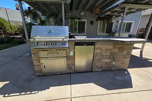 8216 Exbourne Cir, Sacramento, CA 95828 - Photo 33