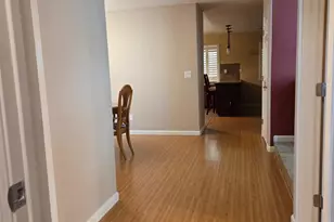 8216 Exbourne Cir, Sacramento, CA 95828 - Photo 17