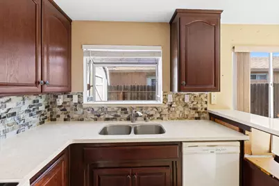 2208 Shameran Street, Stockton, CA 95210 - Photo 15