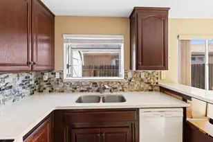 2208 Shameran St, Stockton, CA 95210 - Photo 15