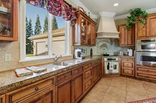 10638 Birch Ranch Dr, Sacramento, CA 95830 - Photo 17