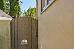 941 47th St, Sacramento, CA 95819 - Photo 39