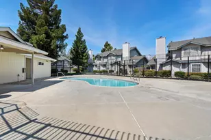 7212 Kallie Kay Ln, Sacramento, CA 95823 - Photo 9