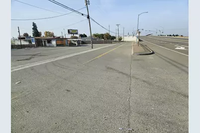 6000 Lathrop Rd. #C, Manteca, CA 95336 - Photo 3