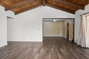 2137 Candlewood Pl, Riverbank, CA 95367 - Photo 11