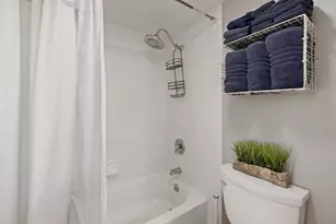 2448 Larkspur Ln, Sacramento, CA 95825 - Photo 29