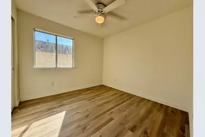 1914 Picasso Way, Stockton, CA 95206 - Photo 21