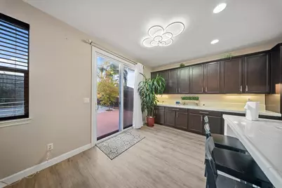 10112 Nebbiolo Court, Elk Grove, CA 95624 - Photo 9