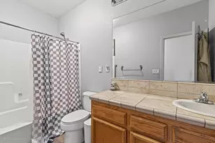 1877 Stabler Park Dr, Yuba City, CA 95993 - Photo 23