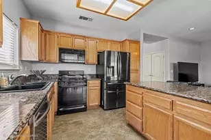 1877 Stabler Park Dr, Yuba City, CA 95993 - Photo 7