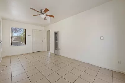 121 N Central Avenue, Lodi, CA 95240 - Photo 11