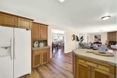 19858 Hillcrest Drive, Woodland, CA 95695 - Photo 37