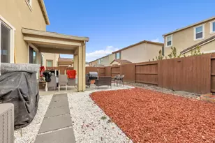 3249 Garibaldi Dr, Roseville, CA 95747 - Photo 41