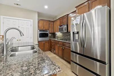 432 Meadow Creek Drive, Patterson, CA 95363 - Photo 13