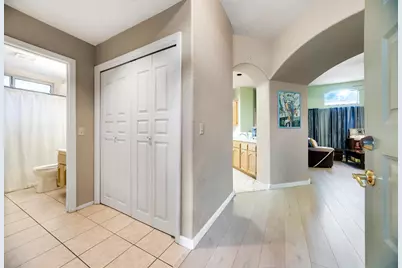 7100 Sunbridge Lane, Sacramento, CA 95828 - Photo 23
