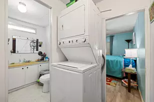 Capital Circle, Sacramento, CA 95282 - Photo 11