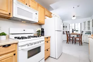 5061 Dewey Dr, Fair Oaks, CA 95628 - Photo 11