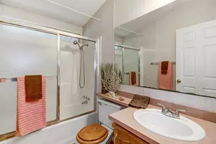 Danielle Way, Folsom, CA 95630 - Photo 17