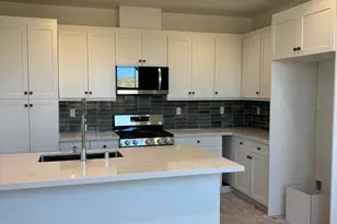 2911 Brentridge St, Lathrop, CA 95330 - Photo 3