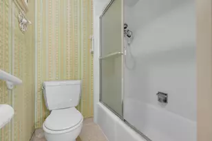 61 Saratoga Cir, Sacramento, CA 95864 - Photo 33