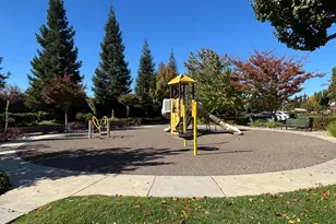 8822 Wheelton Rd, Elk Grove, CA 95624 - Photo 31